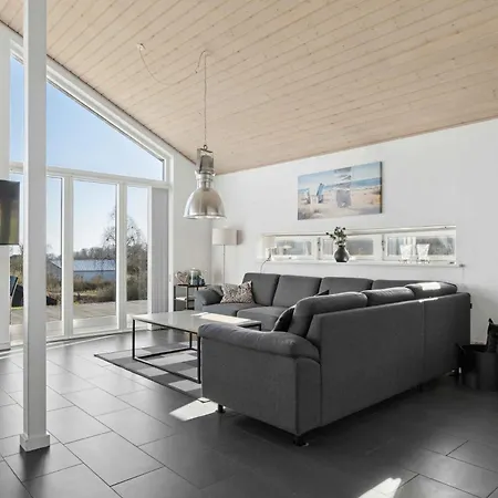 Sea View And Space For The Whole Family Vakantiehuis Augustenborg