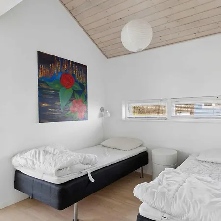 Vakantiehuis Sea View And Space For The Whole Family *
