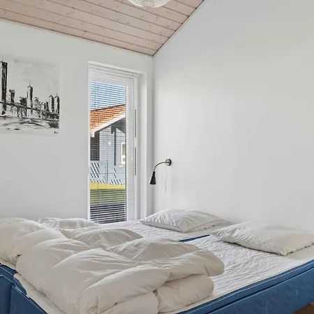 Vakantiehuis Sea View And Space For The Whole Family