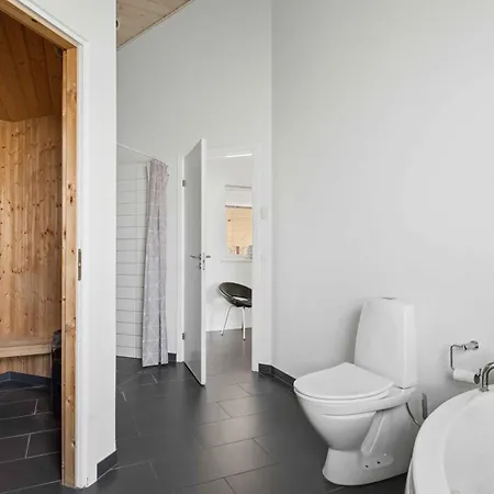 Vakantiehuis Sea View And Space For The Whole Family *